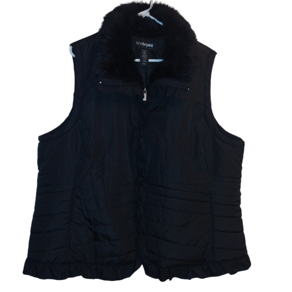 Lane Bryant Black Full Zip Quilted  Faux Fur Collar w Ruffle Hem Vest Size 22/24